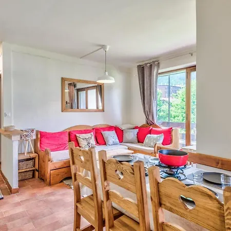 Апартаменты Superb With Balcony In Close To The Mont Blanc - Welkeys